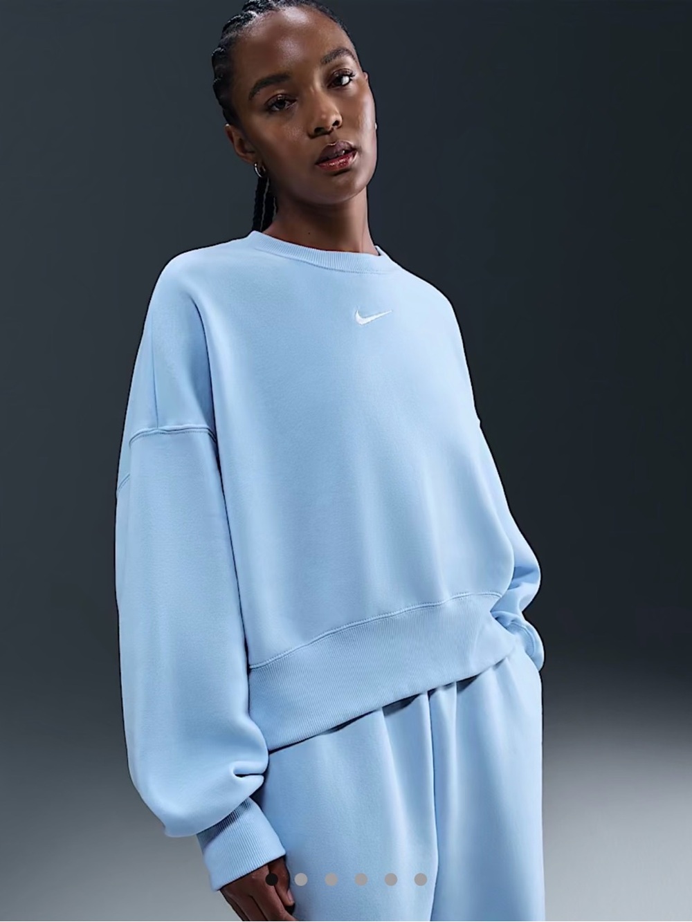 Nike Women’s Baby Blue Crewneck Sweatshirt